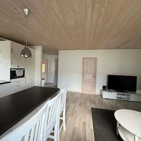 Modern Cozy 2 Bedroom Near Center * Parnu