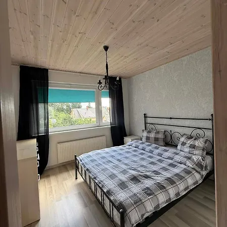 Apartamento Modern Cozy 2 Bedroom Near Center *