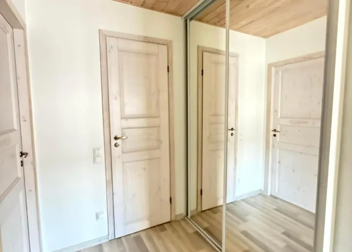 Apartamento Modern Cozy 2 Bedroom Near Center